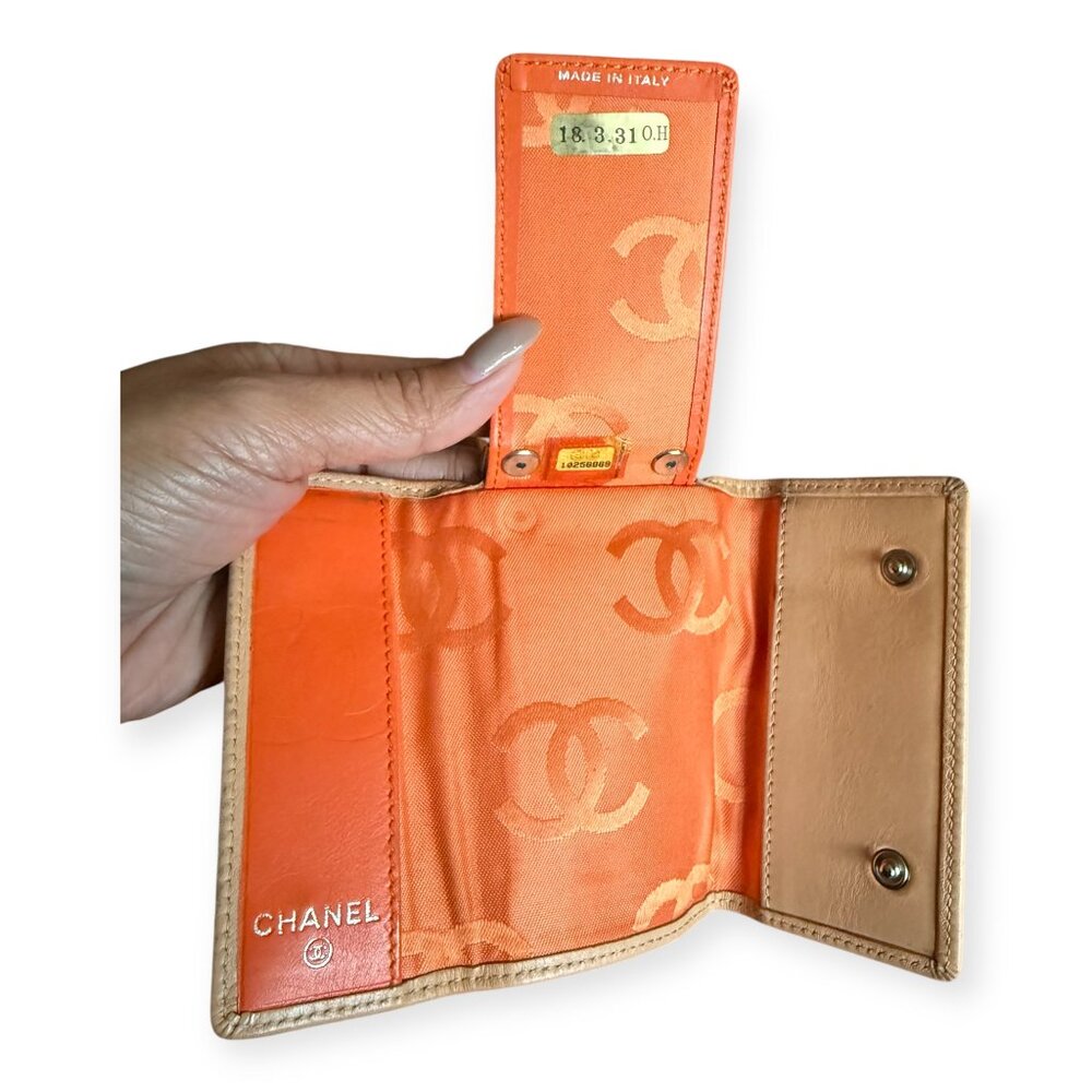 Vintage Chanel Cambon Peach Nude Quilted Leather Key Case | Box - Picture 9 of 10